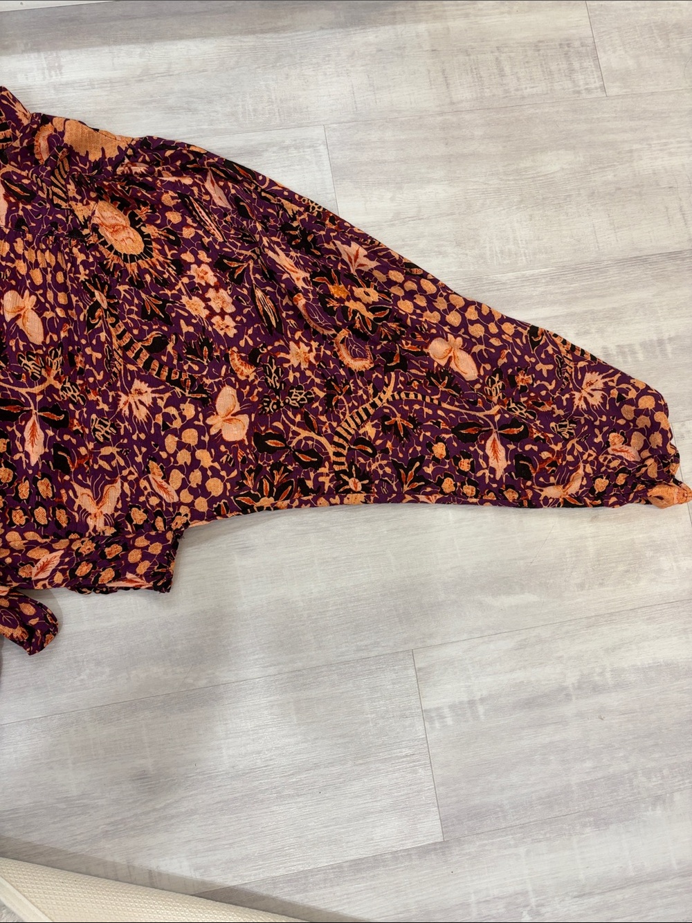 Rachel Zoe Tie-Front Floral Crop Blouse - Purple & Orange Tie Front. Button up. - Picture 6 of 8
